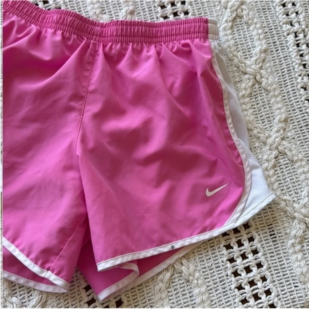 Nike Kids Athletic Shorts in Pink and White